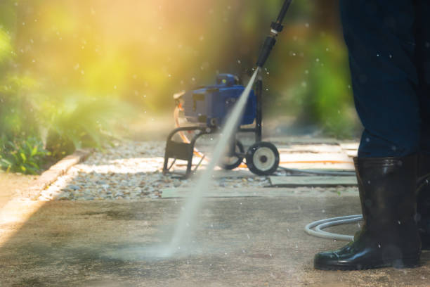 Best Oil Spill Cleanup  in Rainbow Lakes Estates, FL